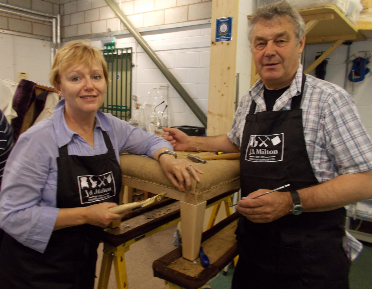 Heavy Duty Black Work Apron. | Upholstery Warehouse